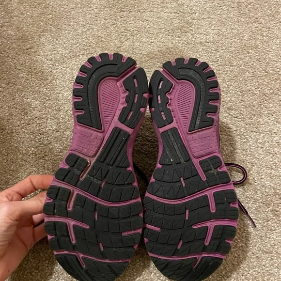 Brooks Adrenaline GTS 20 Running Shoes - Picture 4 of 8